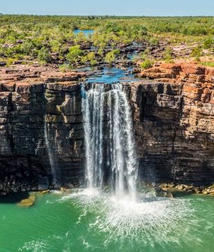 <p><i>13 unforgettable things to do</i> in the <strong>Kimberley</strong></p>
