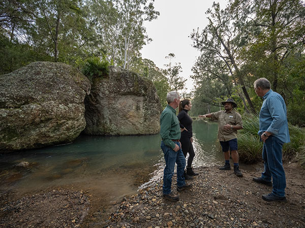 Gurruhmun leading a Yarriba Dreaming tour