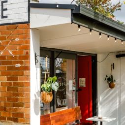 Kickaboom, Blue Mountains cafe