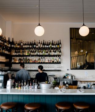 <p>A guide to <strong>Carlton</strong>: <strong>Melbourne</strong>’s <i>trendy</i> Italian neighbourhood</p>
