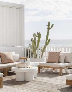 the pool deck at Rolling Seas, Billinga Beach, Qld