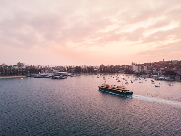 Manly Ferry heading towards Circular Quay.