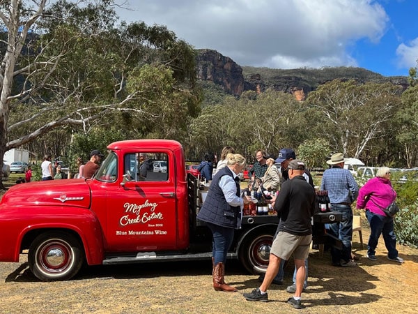 people dropping by the Megalong Creek Estate vehicle at Megalong Makers Market