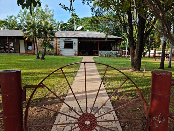 the exterior of Mt Elizabeth Station Stay