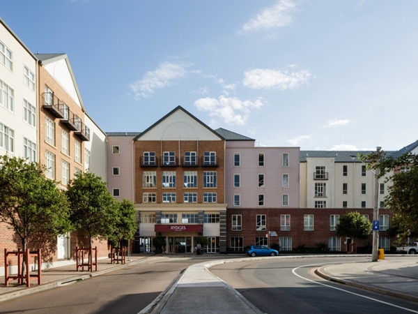 the Rydges Newcastle located by the side of the road