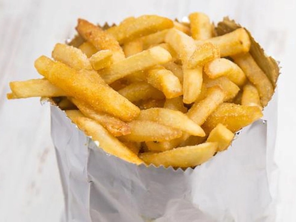 a close-up shot of chicken salt chips