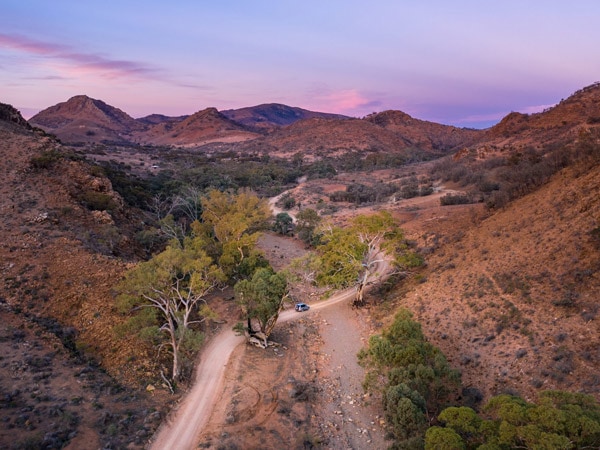 the rugged mountain landscape surrounding Flinders Bush Retreat