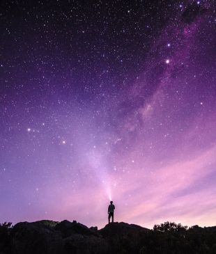 <p><i>The 21 best places for stargazing in</i> <strong>Australia</strong></p>
