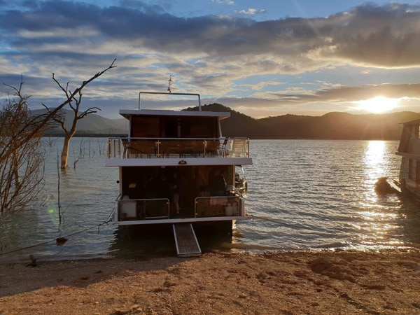 The Edge houseboat on Lake Eildon, Victoria’s High Country