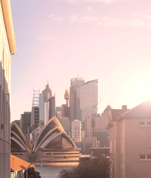 <p><i>17 iconic</i> <strong>Sydney</strong> attractions everyone has to see at least once</p>
