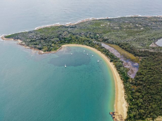 Jibbon Beach, Bundeena from above