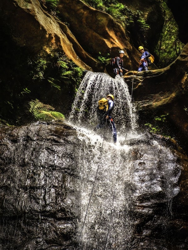 navigating down Empress Falls, Blue Mountains