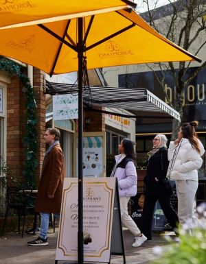 People shopping in the main street of Leura