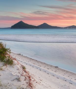 <p><strong>Australia’s</strong> <i>top 10 towns</i> for 2025 revealed</p>
