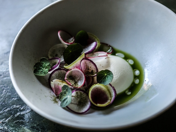 the Daintree cuisine at The Treehouse Restaurant, Silky Oaks Lodge