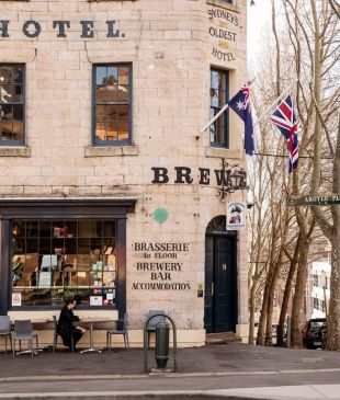 <p><i>11 historic pubs</i> in <strong>The Rocks</strong> to visit for a guaranteed good time</p>
