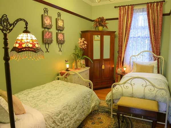 the bedroom at Varenna, Leura