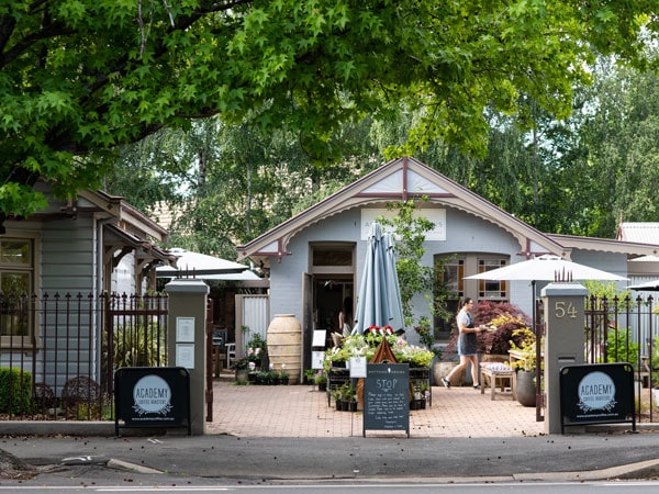 the cafe exterior of Anything Grows, Orange