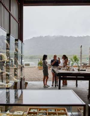 Broken Bay Pearl Farm, Central Coast guide