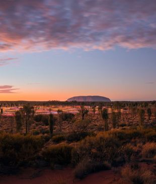 <p><i>10 must-see iconic wonders</i> of <strong>Australia</strong></p>
