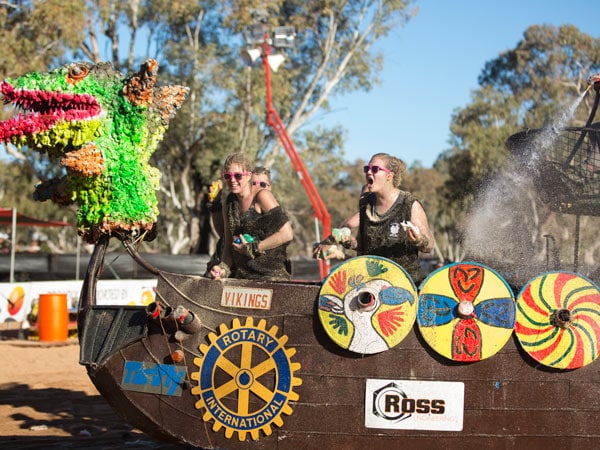 Henley on Todd Regatta