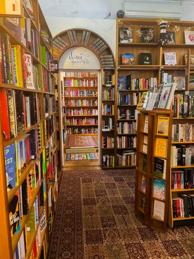 Megalong Books Leura