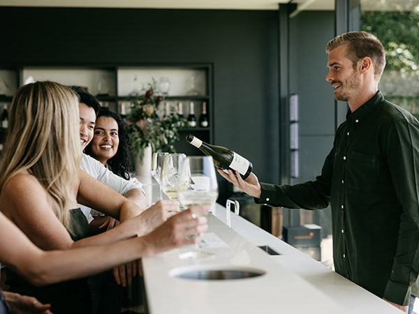 Oakridge wine tasting experience