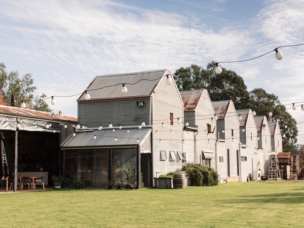 the winery exterior of Pizzini Wines