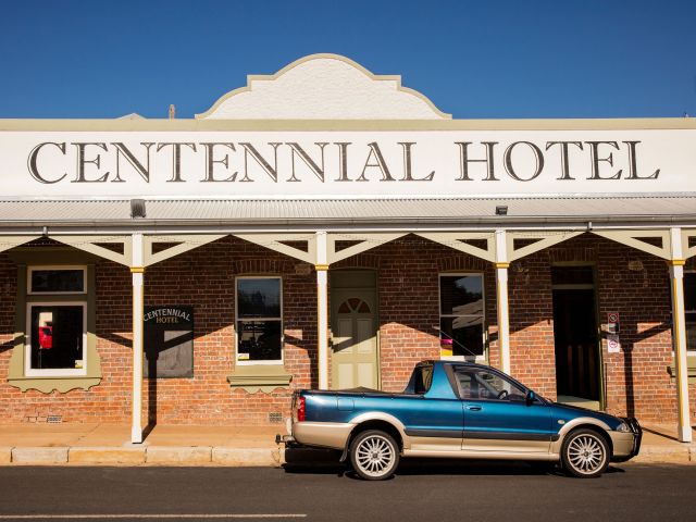 the Centennial Hotel mudgee