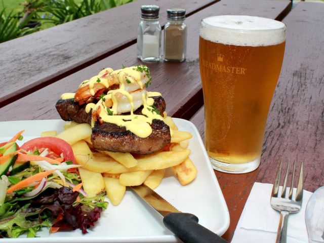 pub grub at The Coramba Hotel, Coffs Harbour
