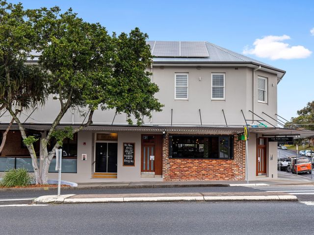 The Pier Hotel pub exterior, Coffs Harbour