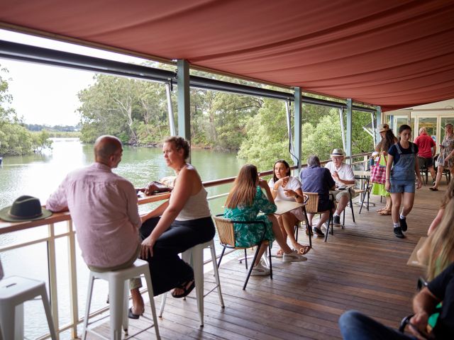 diners at the waterfront Stef & Co restaurant, Coffs Harbour 