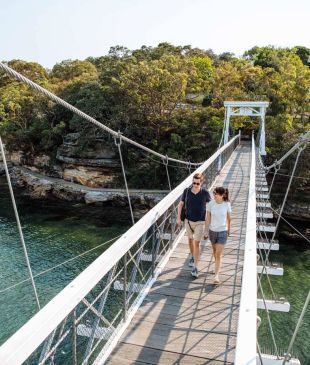<p><i>Here&#8217;s how to break down</i> the epic <strong>Bondi</strong> to <strong>Manly</strong> Coastal Walk</p>
