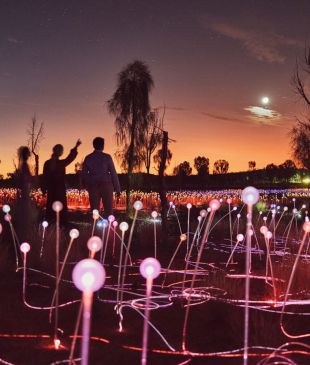 <p><i>The top 19 sunrise experiences</i> in <strong>Australia</strong></p>
