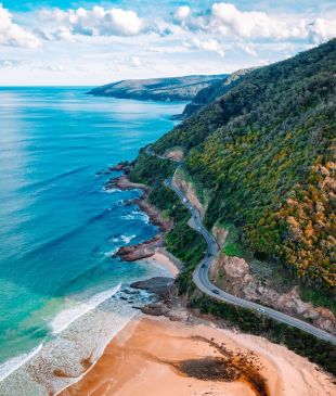 <p><i>10 road trip wonders to entice you around</i> <strong>Australia</strong></p>
