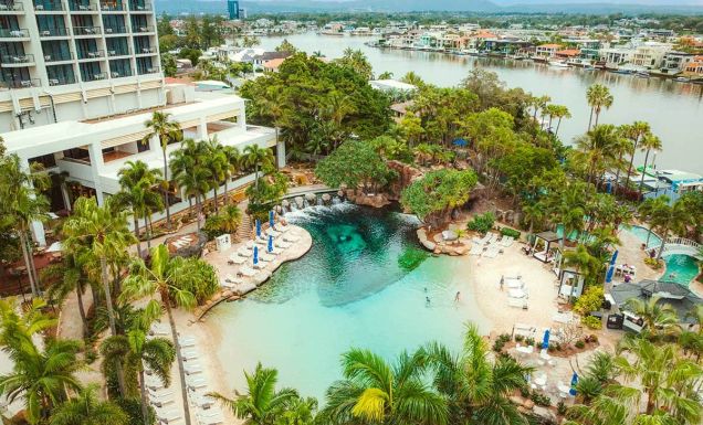 lagoon pool J W Marriott gold coast resort