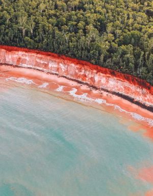 Rainbow Beach, Tiwi Islands