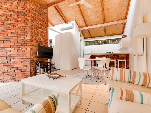 Nautilus Beachfront Villas & Spa
