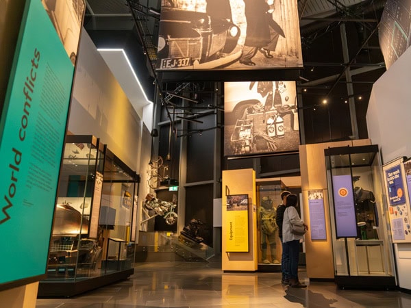 a look inside the Victoria Police Museum, Vic