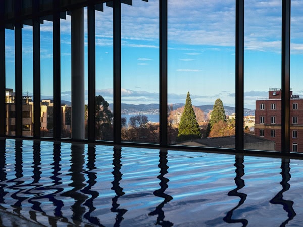 the infinity pool at the ibis Styles Hobart