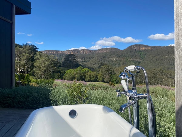 an outdoor tub at Amaroo Valley Springs, Kangaroo Valley