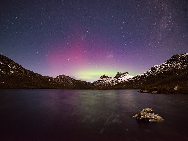Aurora Australis over Cradle Mountain