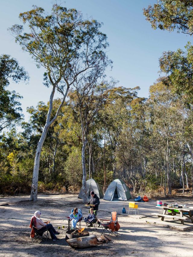 camping at Dunns Swamp mudgee