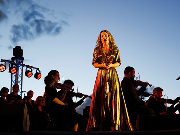 Kate Miller-Heidke performas at Festival of Outback Opera Dark Sky Serenade event 2024