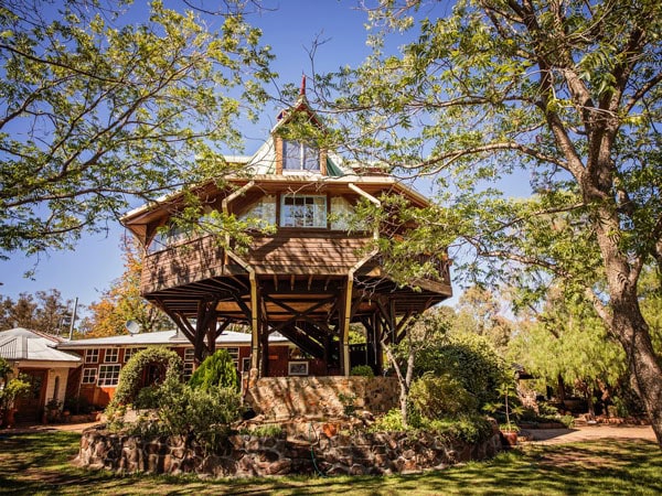 the Pilliga Pottery Old Schoolhouse surrounded by trees
