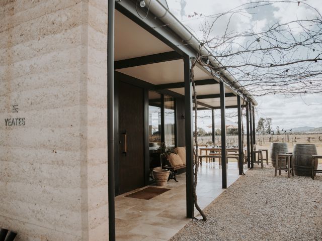 Yeates Wine cellar door accommodation mudgee