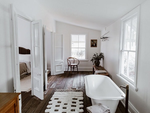 ensuite inside The Postman’s Cottage, Montville QLD