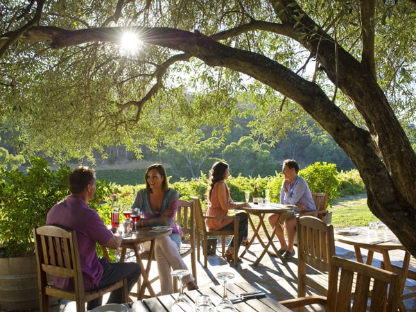 people dining al fresco at Skillogalee Restaurant