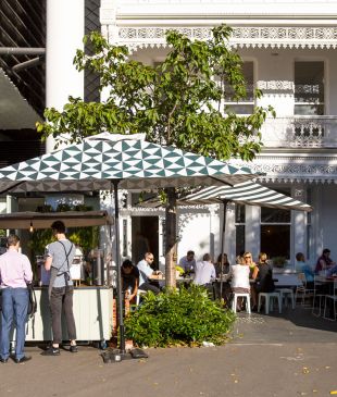 <p>Our guide to <i>38 of the best</i> cafes in <strong>Melbourne</strong></p>
