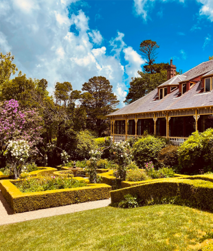 <p><i>Indulge in peaceful luxury</i> at Lilianfels <strong>Blue Mountains</strong> Resort &#038; Spa</p>
